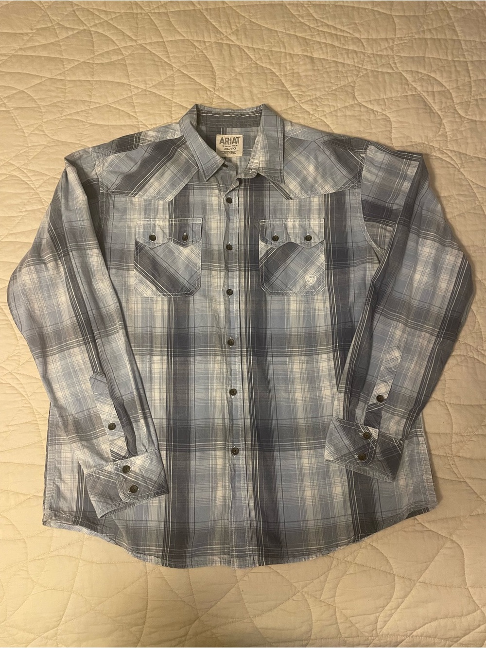 Ariat Light and Dark Blue Plaid Western Button-Up Shirt XL